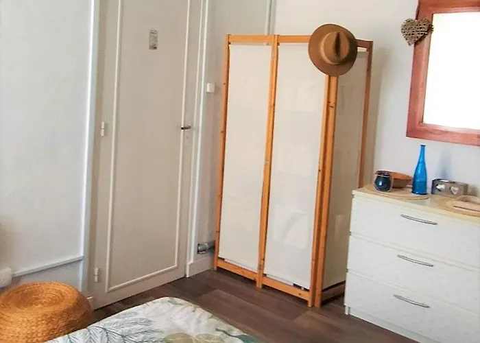 Mesnil Val Apartment *